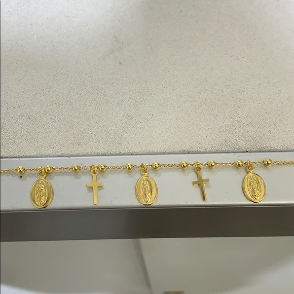 Gold plated Cross Virgin Mary Bracelet 8.5 inches - Picture 2 of 7